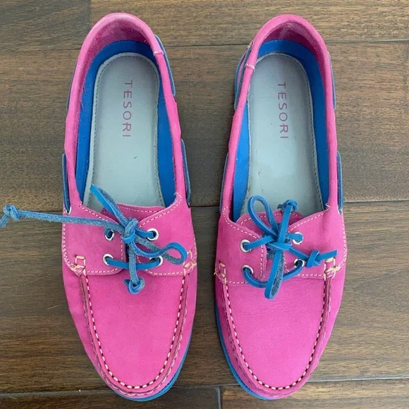 Tesori Pink & Blue Boat Shoes - 7-1/2 - Picture 2 of 6